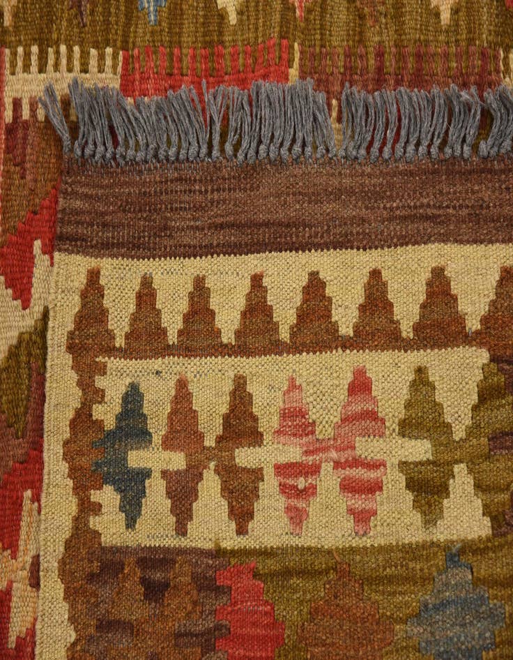 Detail image of 3' 3 x 6' 5  Hand Woven Kilim Maymana Wool Runner Rug