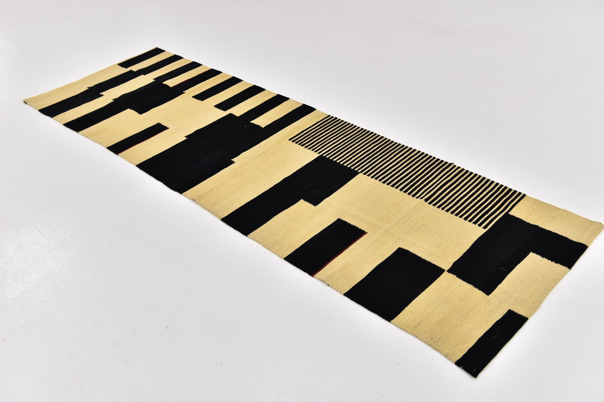2' 8 x 8' 2 Hand Woven Kilim Modern Wool Runner Rug