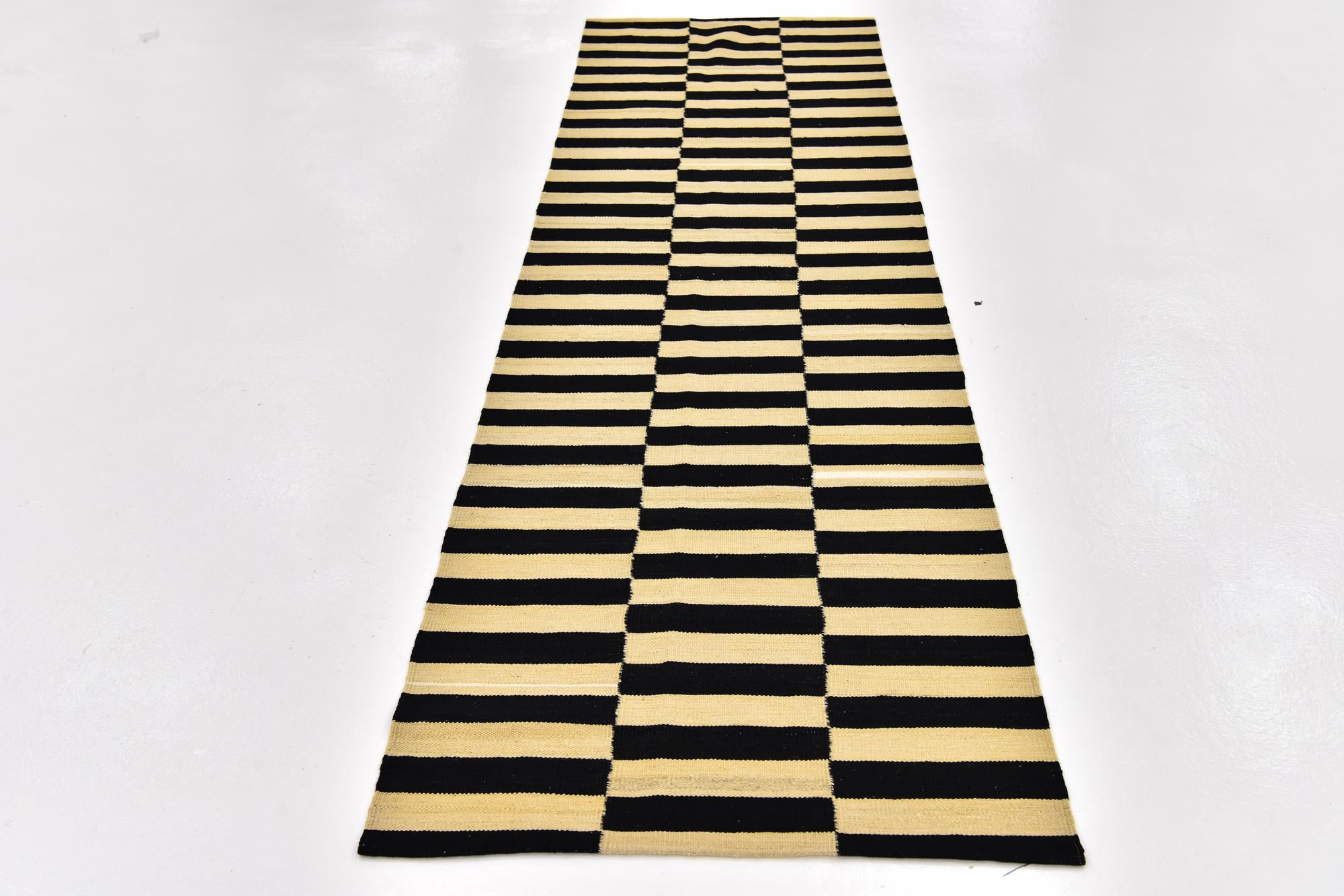 2' 9 x 9' 9 Hand Woven Kilim Modern Wool Runner Rug