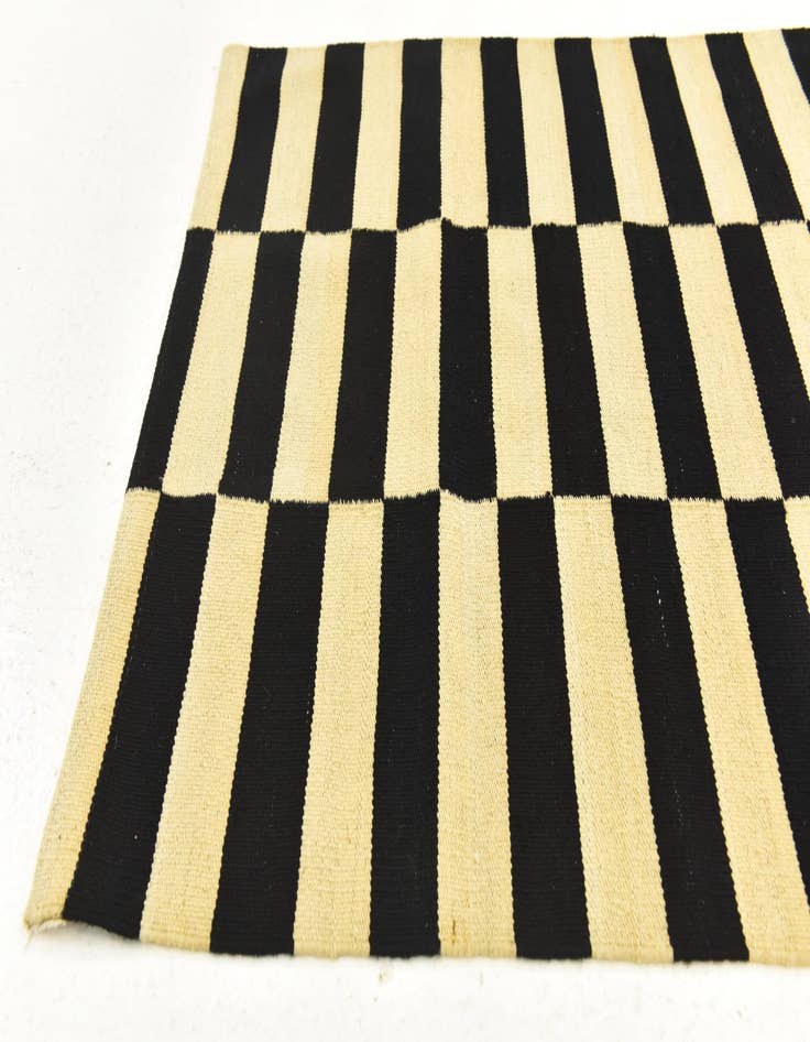 Detail image of 2' 8 x 9' 9  Hand Woven Kilim Modern Wool Runner Rug