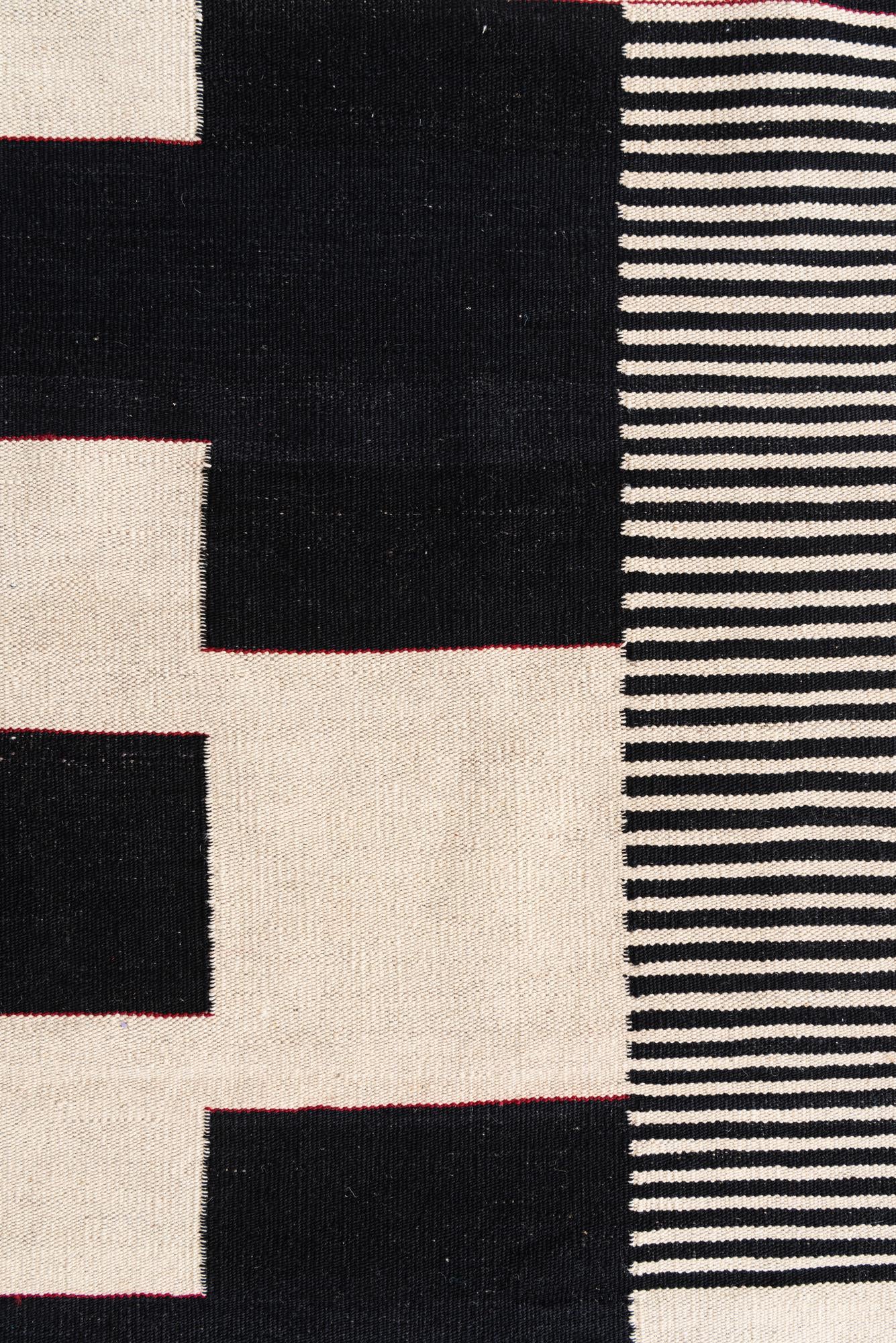 2' 8 x 9' 3 Hand Woven Kilim Modern Wool Runner Rug