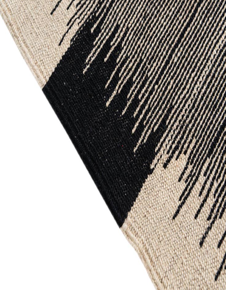 Detail image of 2' 6 x 8' 5  Hand Woven Kilim Modern Wool Runner Rug