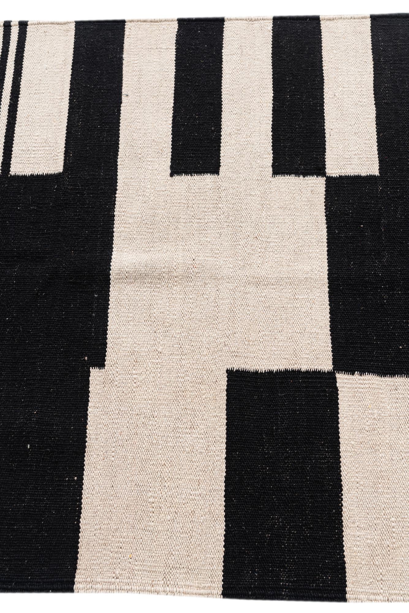 2' 8 x 9' 7 Hand Woven Kilim Modern Wool Runner Rug