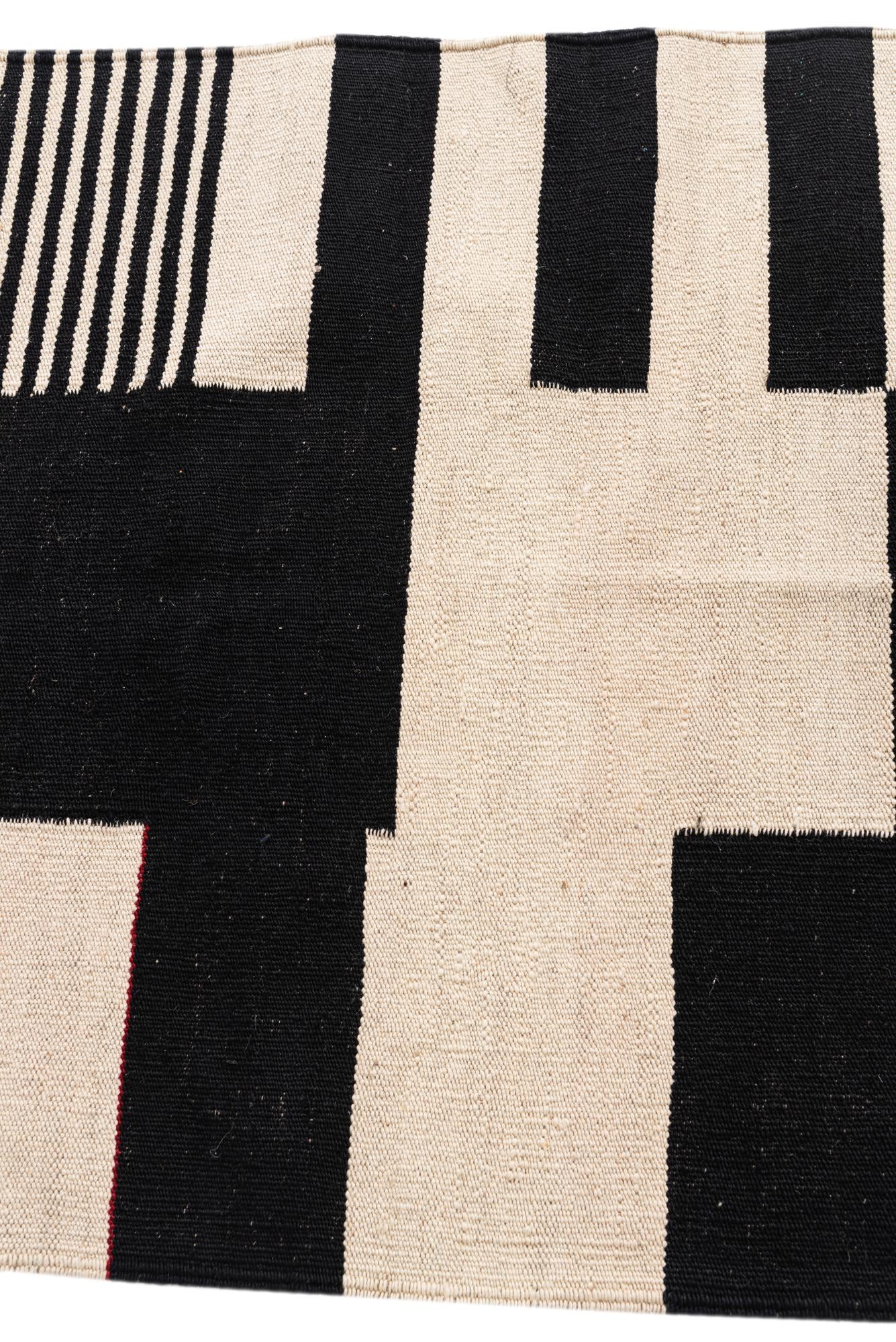 2' 8 x 9' 5 Hand Woven Kilim Modern Wool Runner Rug