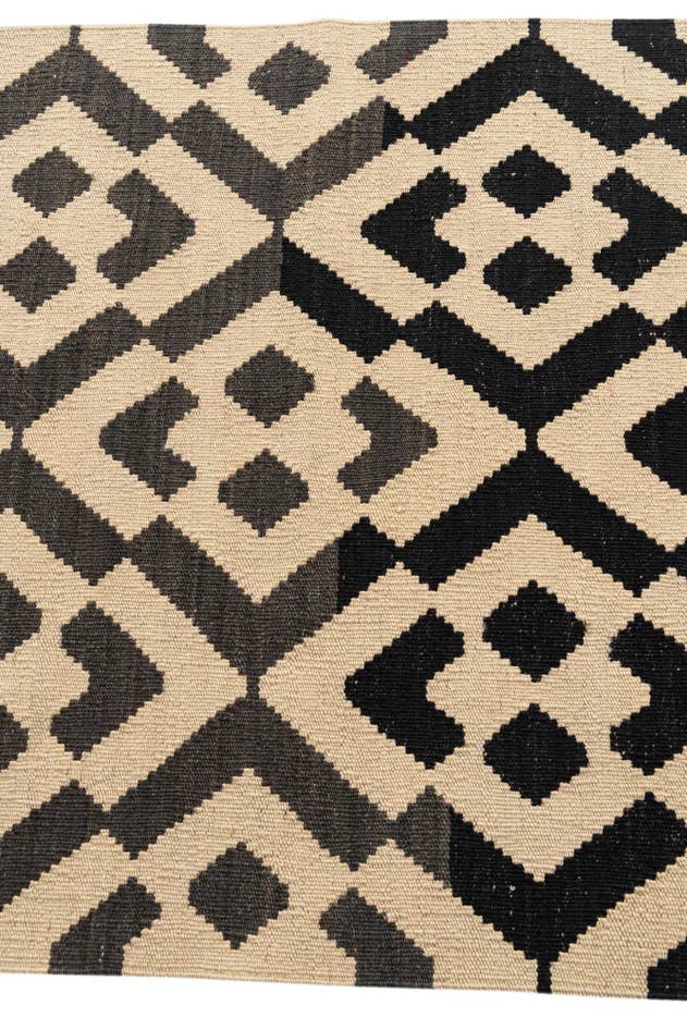Detail image of 2' 8 x 7' 7 Hand Woven Kilim Modern Wool Runner Rug