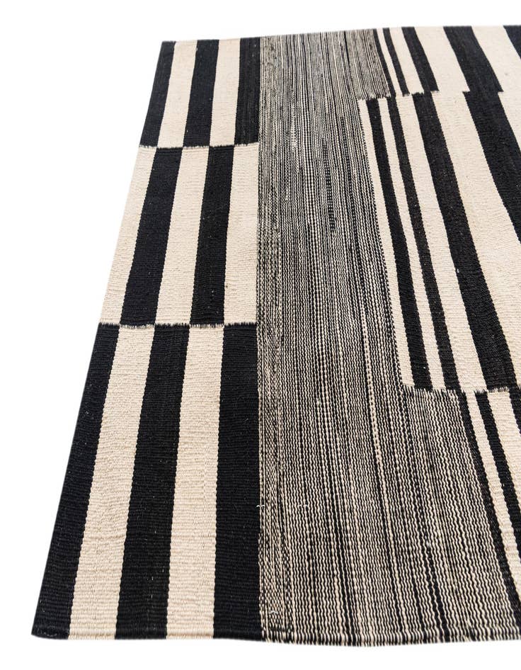 Detail image of 2' 10 x 9' 8  Hand Woven Kilim Modern Wool Runner Rug