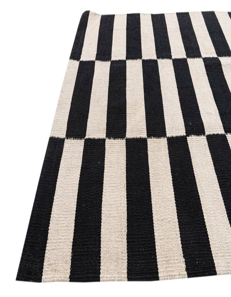 Detail image of 2' 8 x 9' 8  Hand Woven Kilim Modern Wool Runner Rug