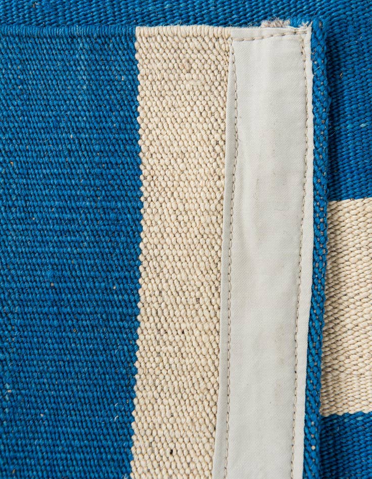 Detail image of 2' 9 x 8'  Hand Woven Kilim Modern Wool Runner Rug