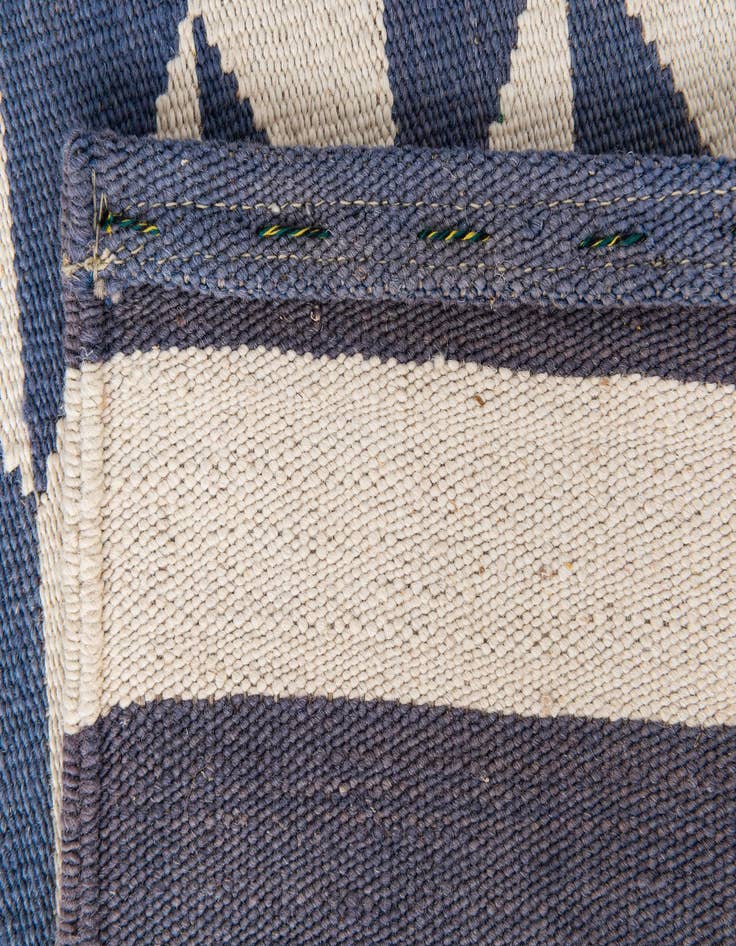 Detail image of 2' 8 x 9' 8  Hand Woven Kilim Modern Wool Runner Rug