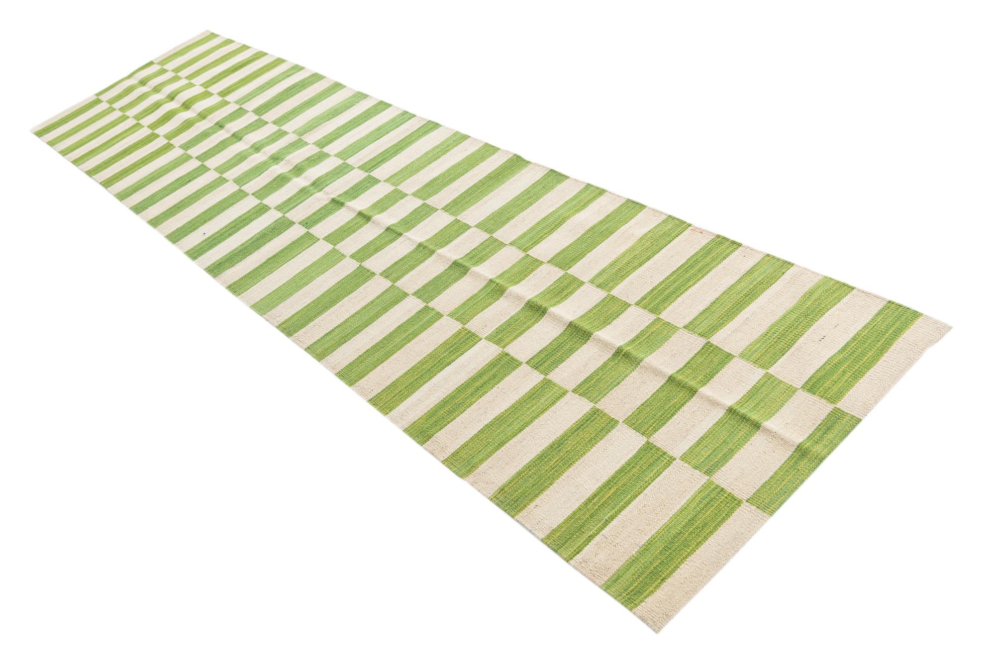 2' 6 x 9' 9 Hand Woven Kilim Modern Wool Runner Rug