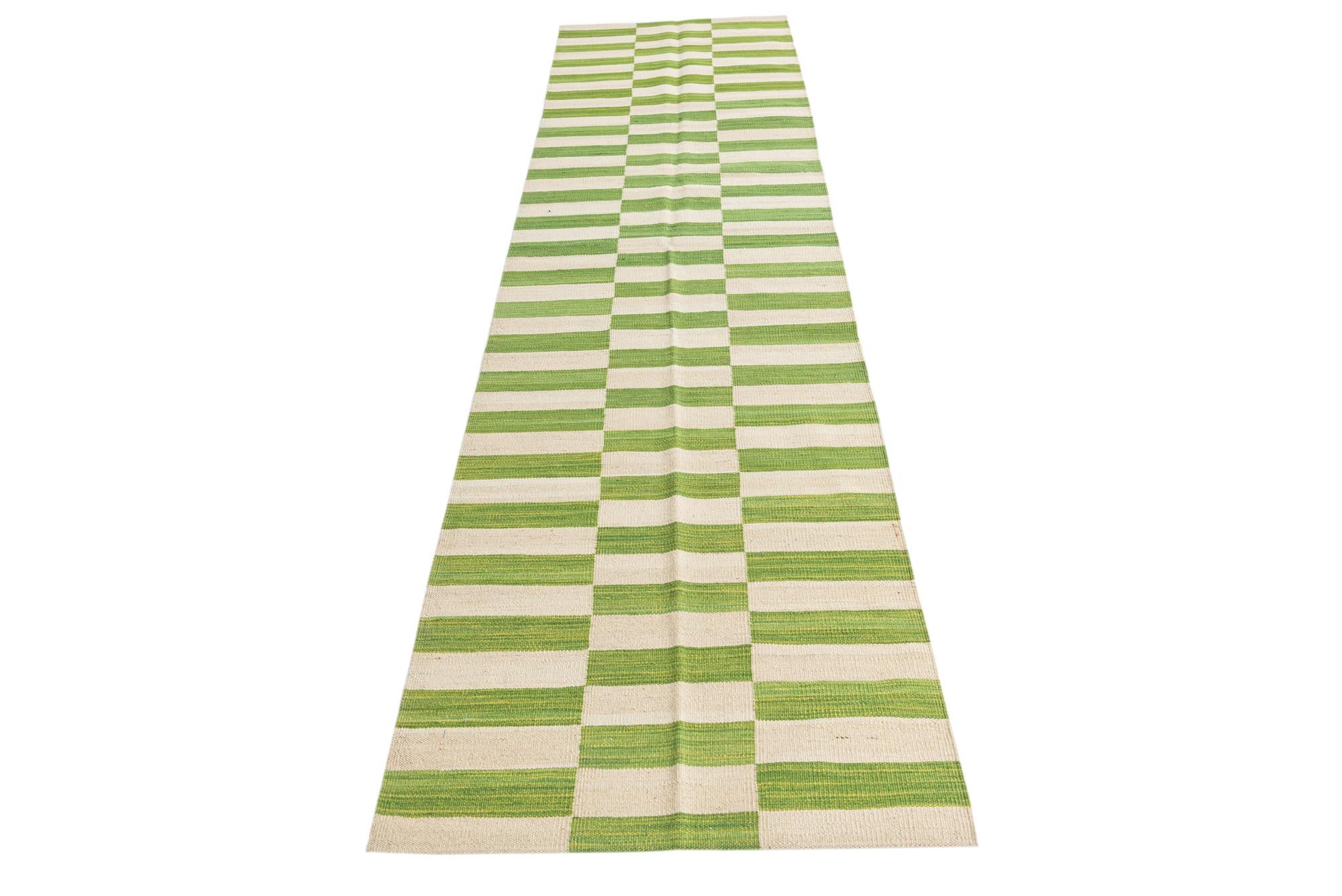 2' 6 x 9' 9 Hand Woven Kilim Modern Wool Runner Rug