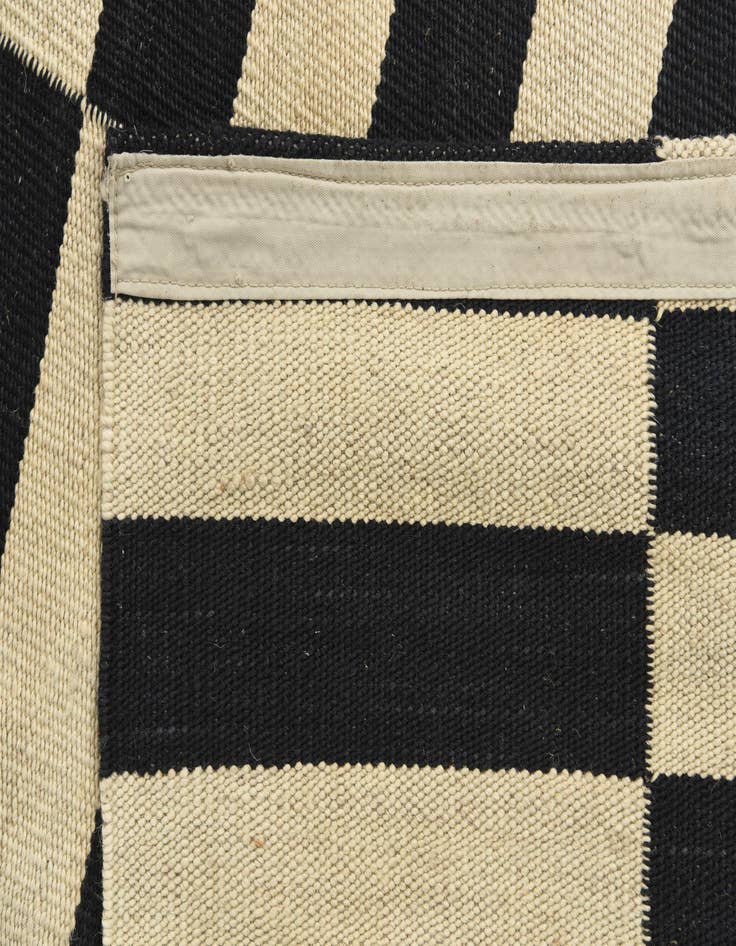Detail image of 2' 8 x 9' 9  Hand Woven Kilim Modern Wool Runner Rug