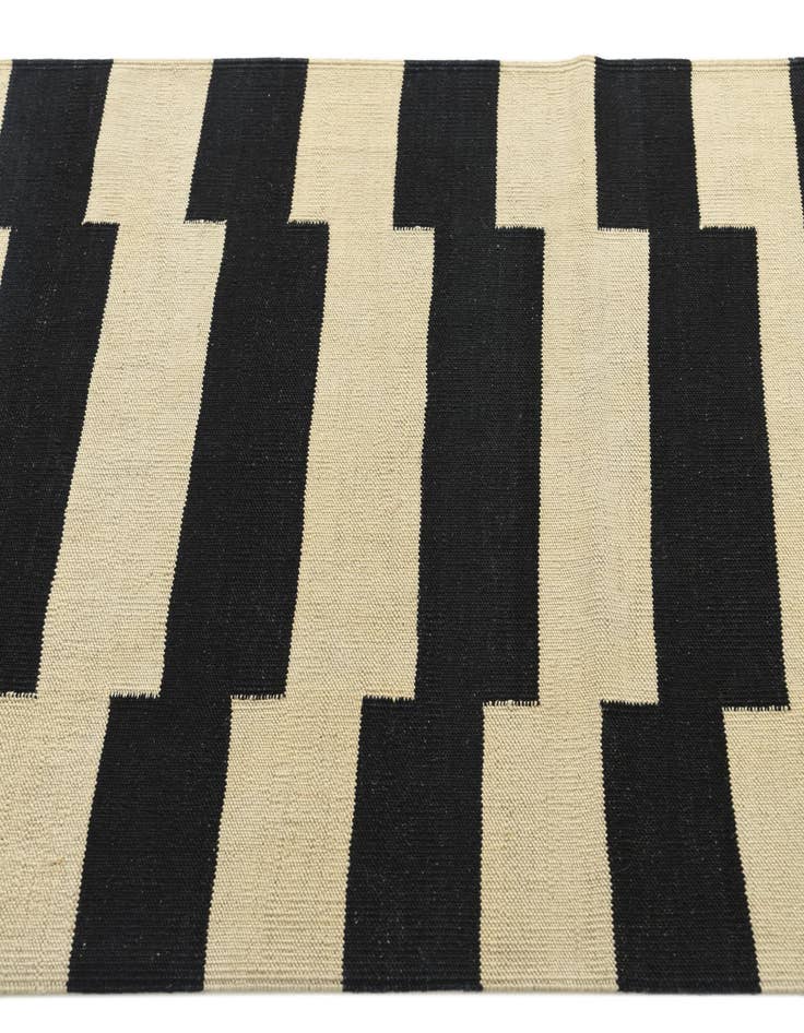 Detail image of 2' 10 x 9' 6  Hand Woven Kilim Modern Wool Runner Rug
