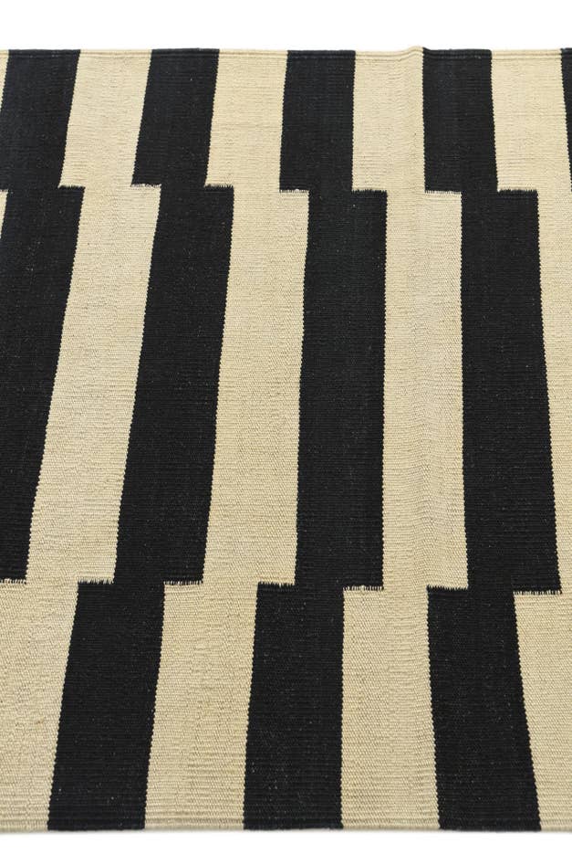 Detail image of 2' 10 x 9' 6 Hand Woven Kilim Modern Wool Runner Rug