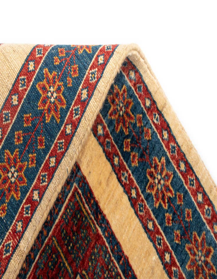 Detail image of 2' 7 x 6' 8 Luribaft Wool Runner Rug
