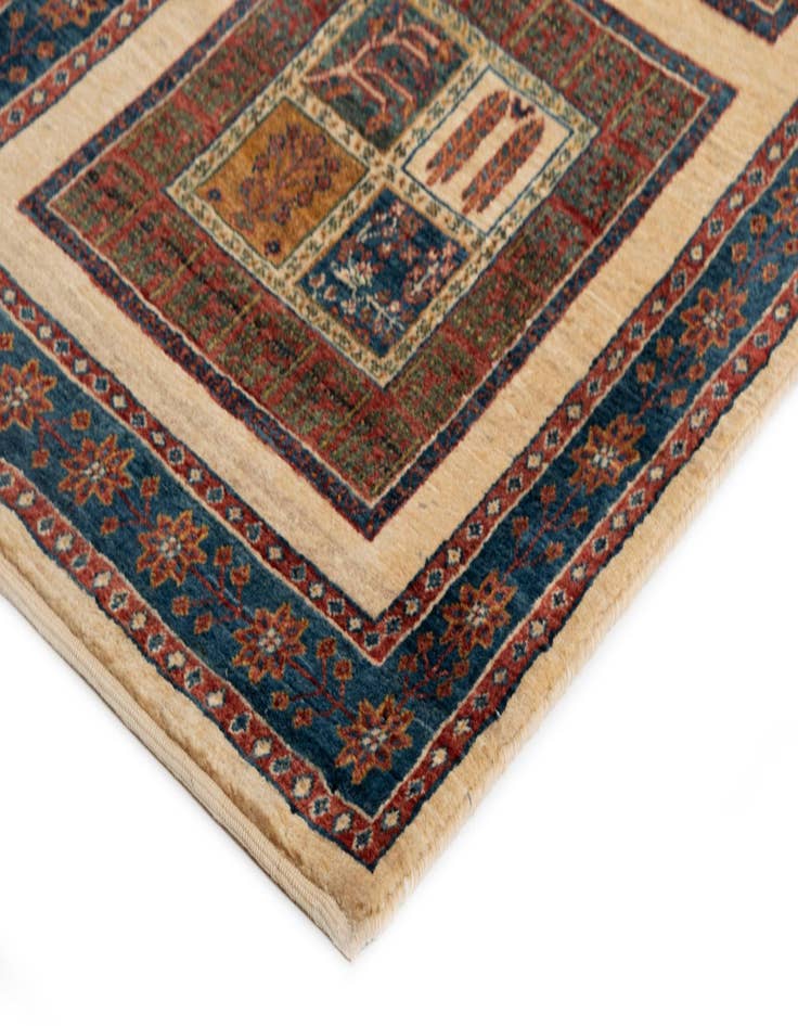 Detail image of 2' 7 x 6' 8 Luribaft Wool Runner Rug