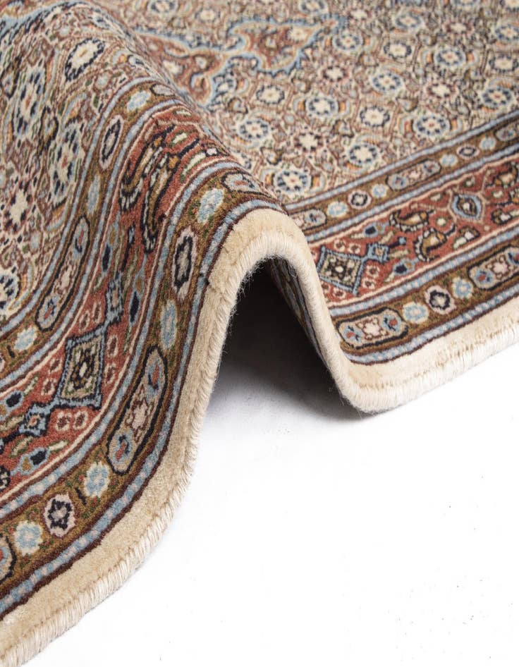 Detail image of 2' 7 x 9' 7 Mood Wool Runner Rug