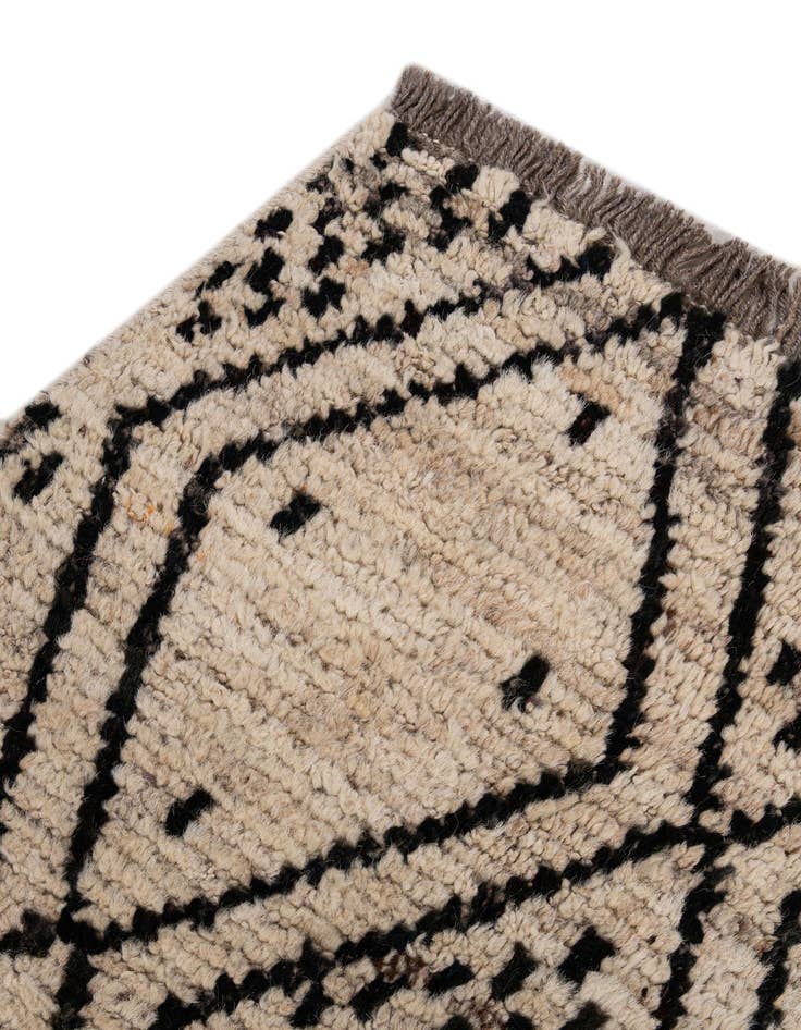 Detail image of 3' 2 x 12' 4  Hand Knotted Moroccan Wool Runner Rug