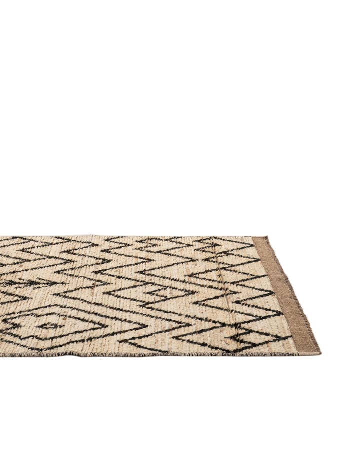 Detail image of 3' 5 x 16' 6 Hand Knotted Moroccan Wool Runner Rug