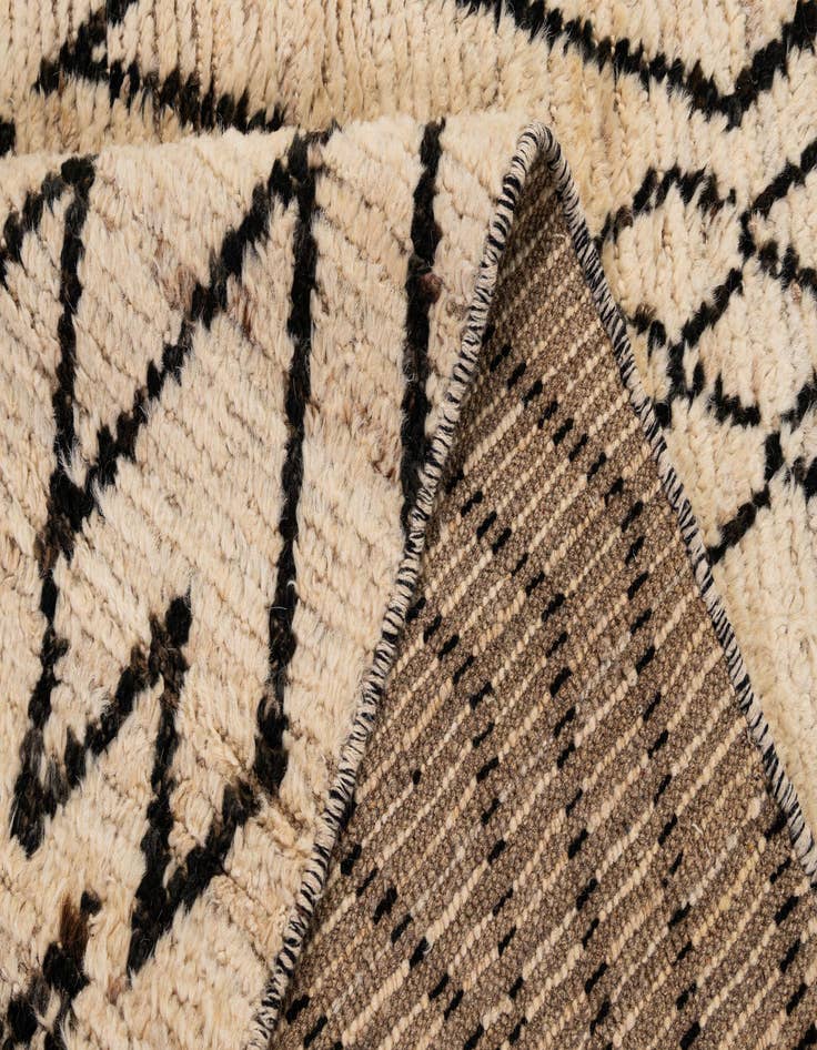 Detail image of 3' 5 x 16' 6  Hand Knotted Moroccan Wool Runner Rug