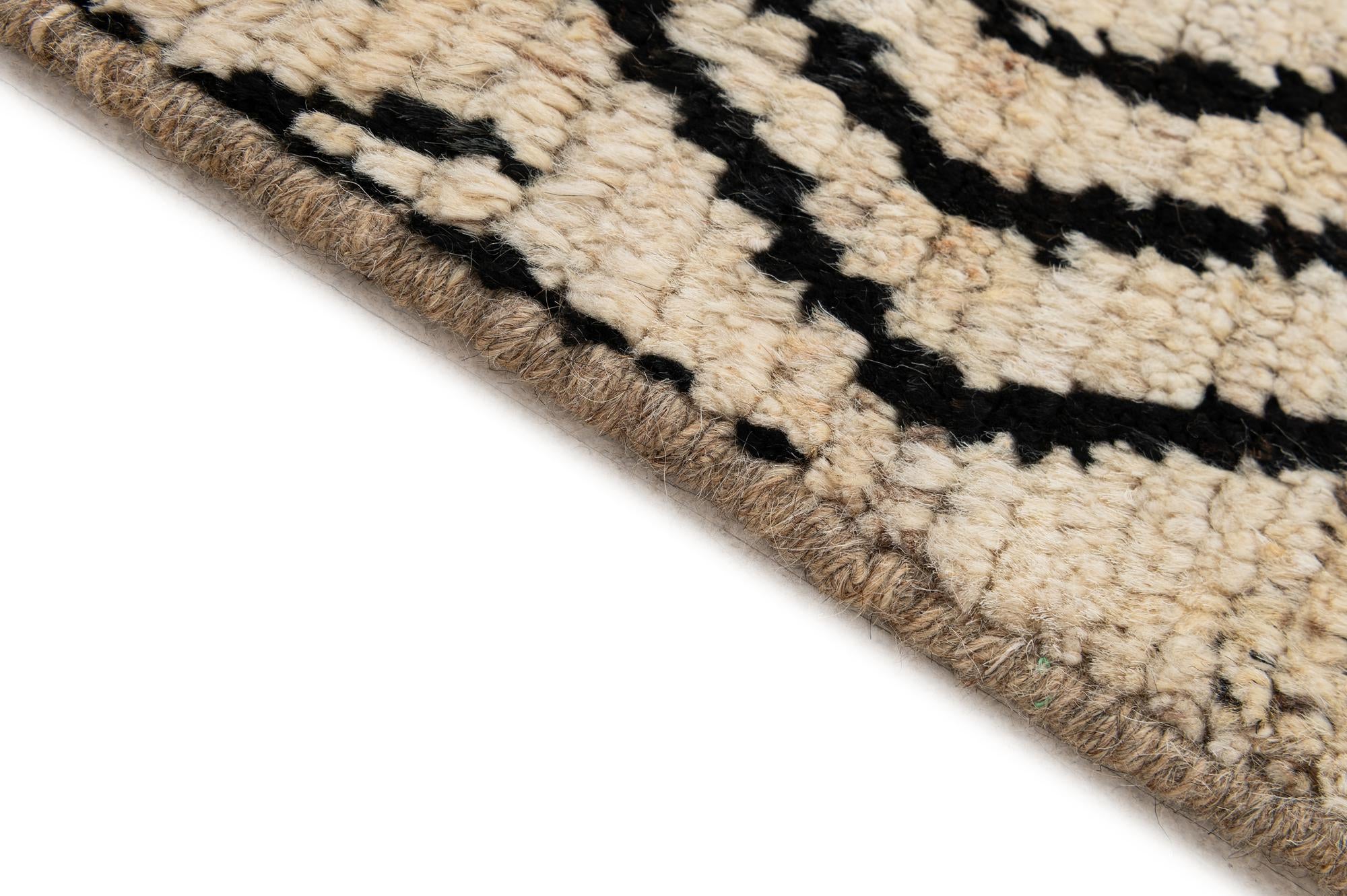 2' 11 x 16' 11 Hand Knotted Moroccan Wool Runner Rug