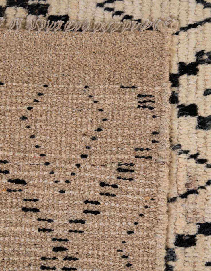 Detail image of 3' 2 x 16' 9  Hand Knotted Moroccan Wool Runner Rug