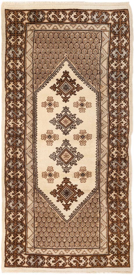 Detail image of 3' 1 x 6' 9 Hand Knotted Moroccan Wool Runner Rug