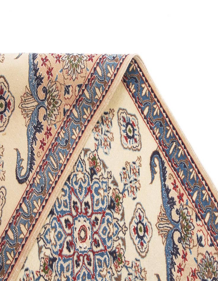 Detail image of 2' 11 x 13' Nain Wool Runner Rug