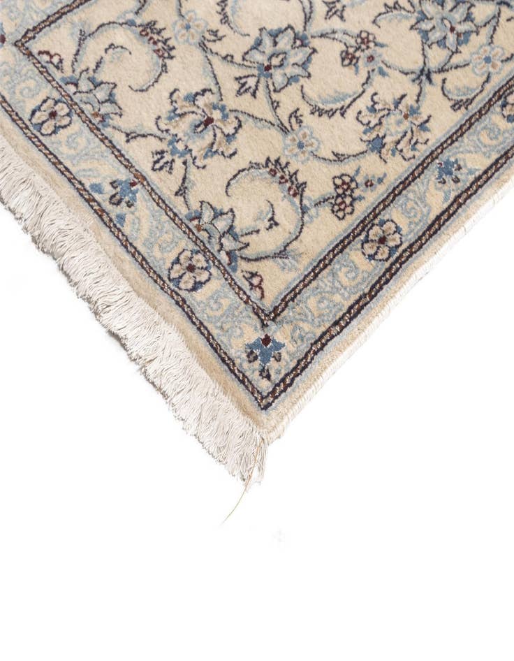 Detail image of 2' 2 x 10' Nain Wool Runner Rug