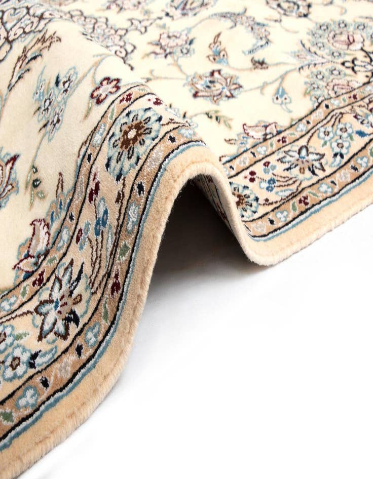 Detail image of 3' 3 x 12' 11 Nain Wool Runner Rug