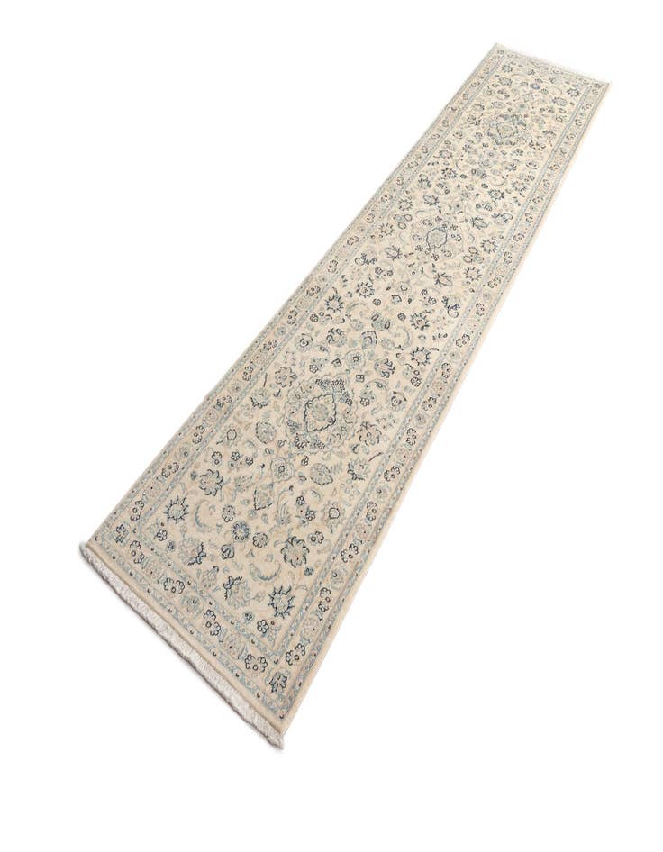 Detail image of 2' 11 x 12' 11 Nain Wool Runner Rug