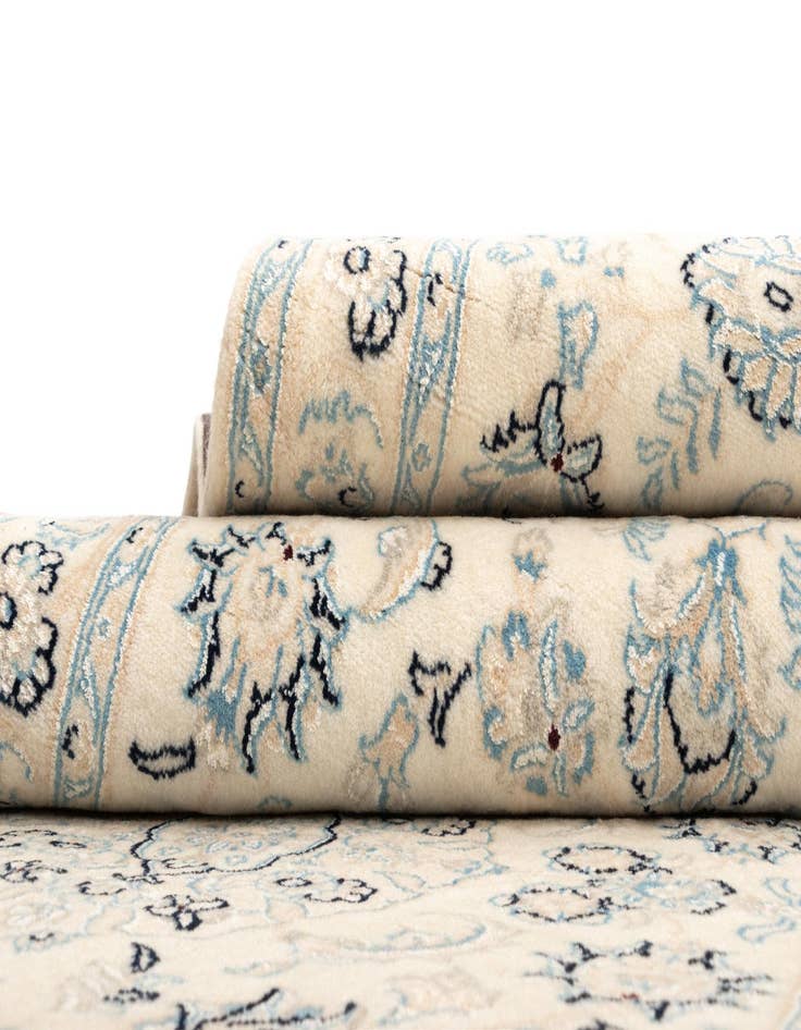 Detail image of 2' 11 x 12' 11 Nain Wool Runner Rug