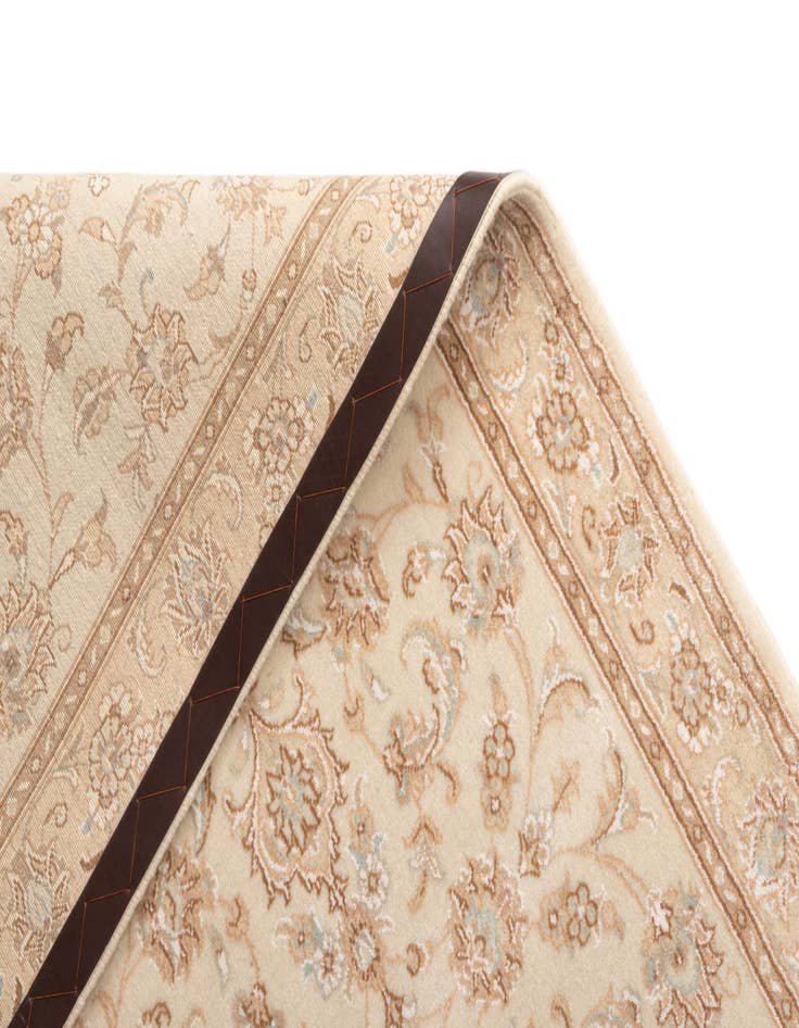 Detail image of 2' 7 x 9' 11 Nain Wool Runner Rug