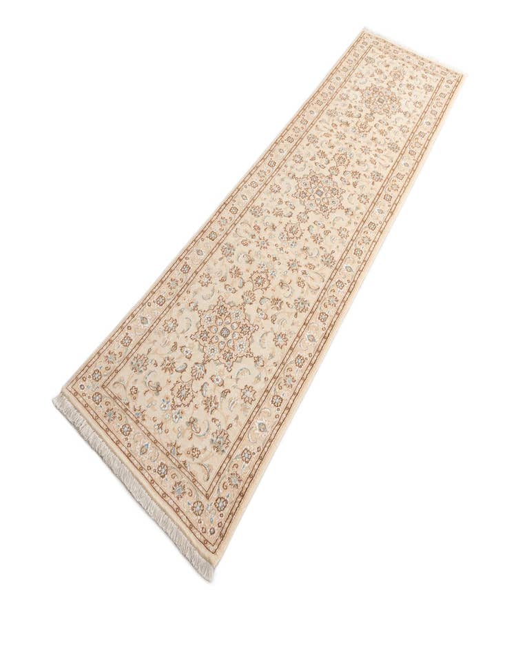 Detail image of 2' 7 x 9' 8 Nain Wool Runner Rug