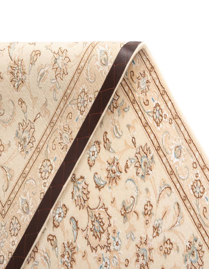 Detail image of 2' 7 x 9' 8 Nain Wool Runner Rug