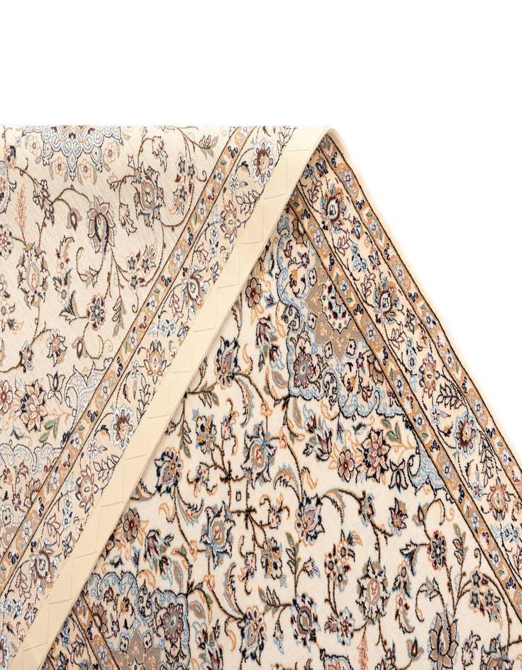 Detail image of 2' 8 x 13' Nain Runner Rug