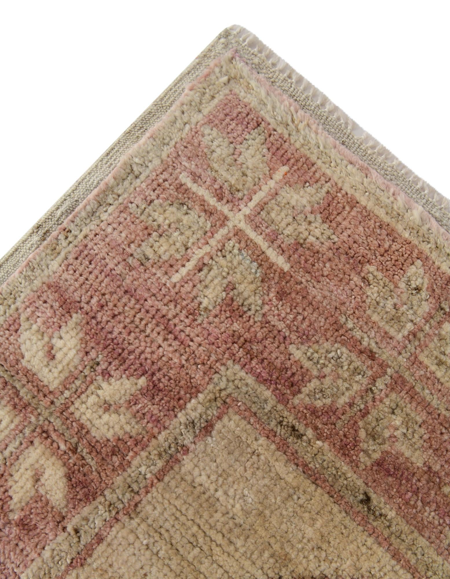 2' 9 x 10' Hand Knotted Oushak Wool Runner Rug