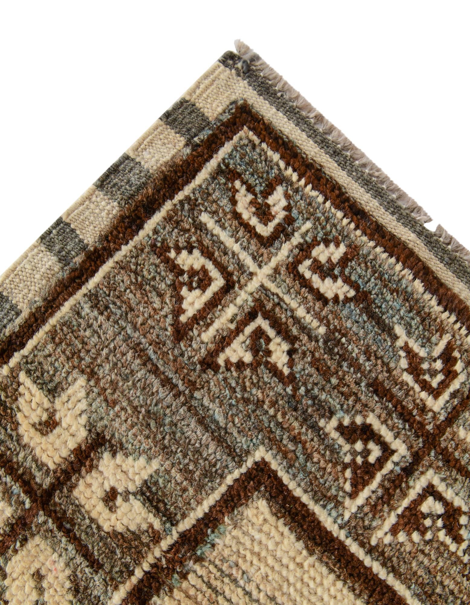 2' 9 x 9' 8 Hand Knotted Oushak Wool Runner Rug