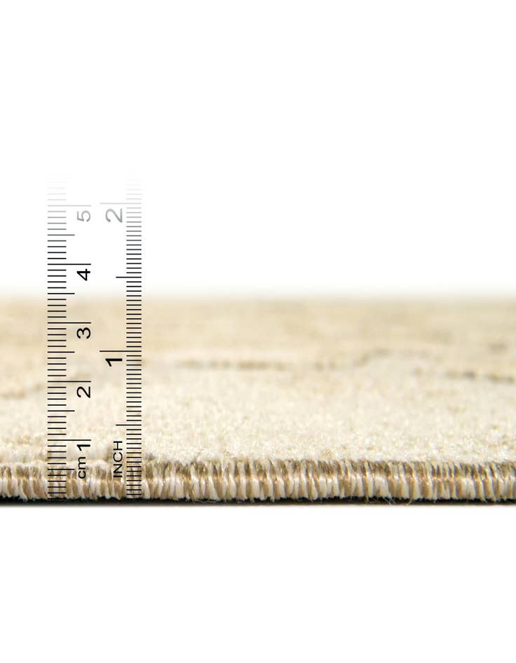 Detail image of 2' x 6' Washable Lattice Indoor / Outdoor Runner Rug