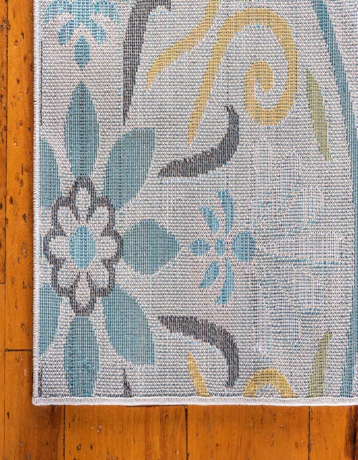 Detail image of 2' x 6'  Washable Modern Indoor / Outdoor Runner Rug