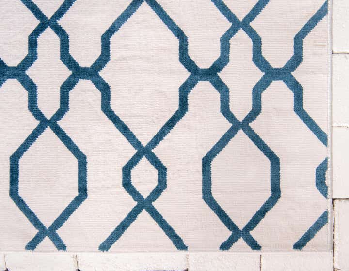 2' 2 x 6' Easy-Clean Oasis Indoor / Outdoor Runner Rug