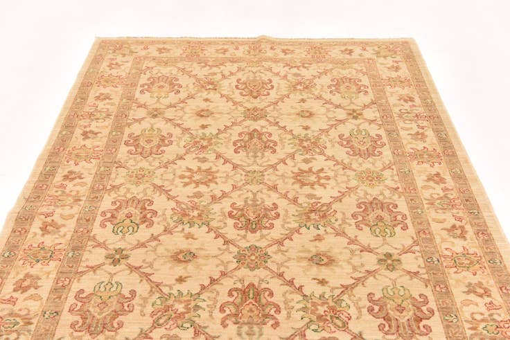 Detail image of 5' x 9' 6 Hand Knotted Peshawar Ziegler Runner Rug
