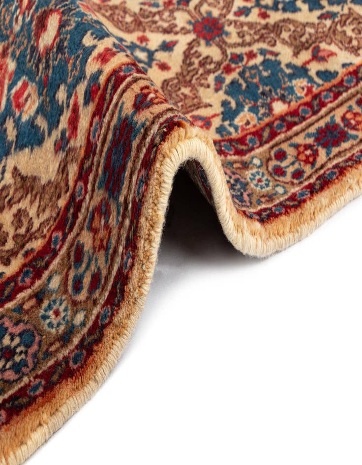 Detail image of 3' 3 x 9' 11 Tabriz Wool Runner Rug