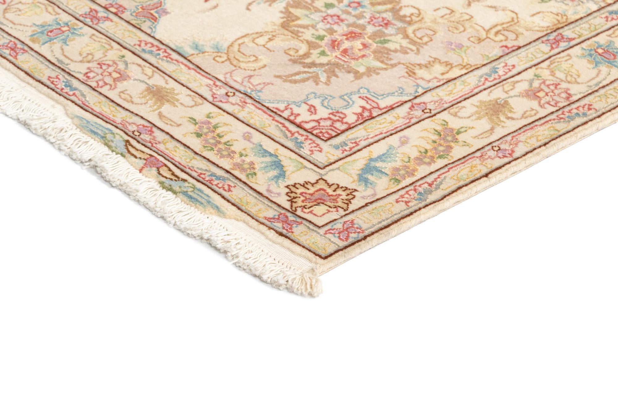 2' 8 x 6' 8 Tabriz Runner Rug