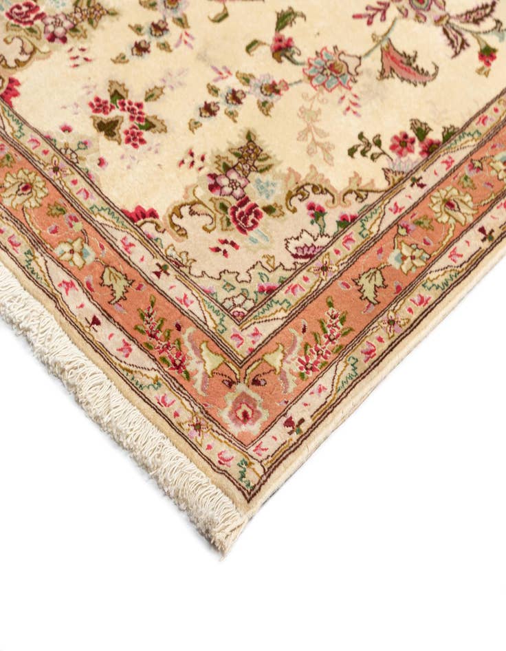 Detail image of 2' 8 x 7' Tabriz Runner Rug