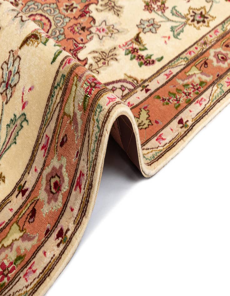 Detail image of 2' 8 x 7' Tabriz Runner Rug