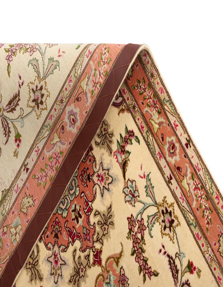 Detail image of 2' 8 x 7' Tabriz Runner Rug