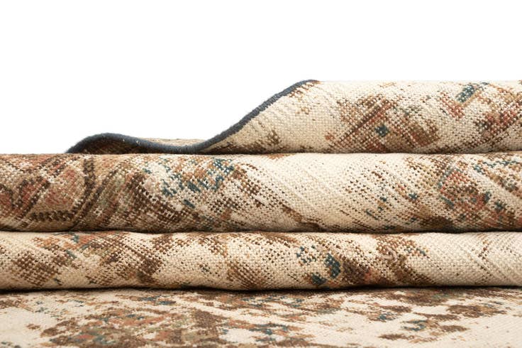Detail image of 4' 11 x 10' Vintage Royal Runner Rug