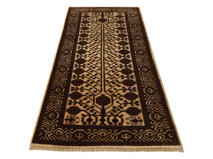 Detail image of 2' 8 x 6' 8 Hand Knotted Ziegler Modern Runner Rug