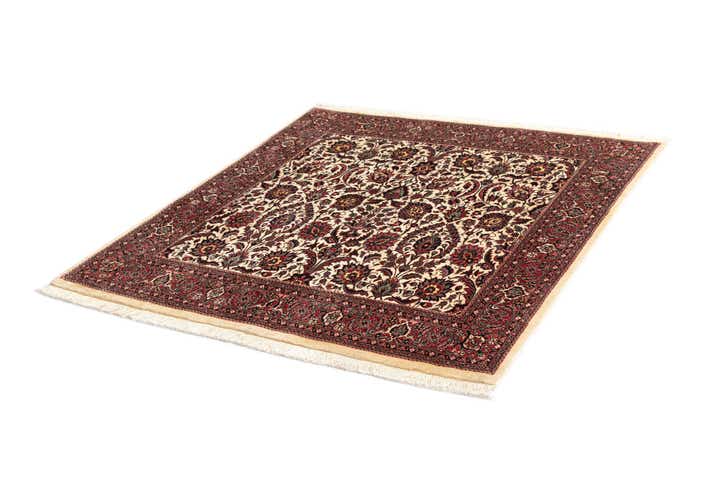 4' 10 x 5' 6 Bidjar Square Rug